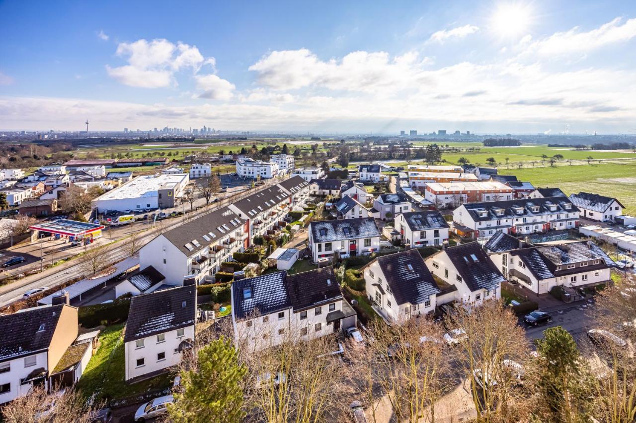 Moderne 2-Zimmer-Wohnung Mit Atemberaubender Skyline Aussicht Auf Frankfurt! Steinbach im Taunus Exteriér fotografie